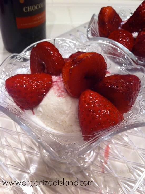 Strawberry-dessert-with-ChocolatRouge #ChocolatRouge #shop #Cheers2Chocolate