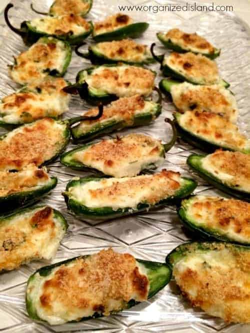 Simple recipe to learn how to make jalapeno poppers in the oven!