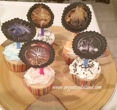 Divergent-movie-cupcakes