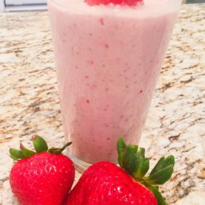 Healthy Strawberry Banana Yogurt Smoothie
