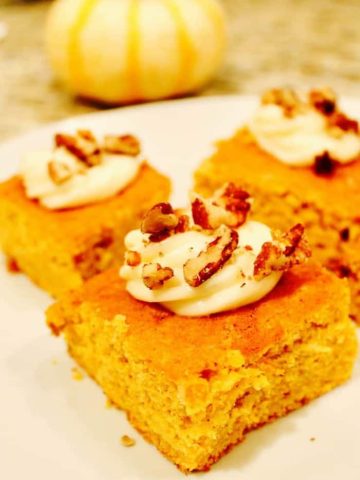 pumpkin spice cake with frosting