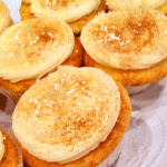 Eggnog cupcakes with cinnamon and nutmet
