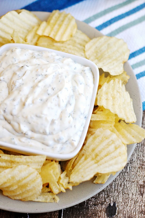 Easy Sour Cream Chip Dip | 20 Easy & Delicious Game Day Recipes | Organized Island