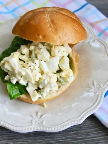 classic egg salad sandwich on bun