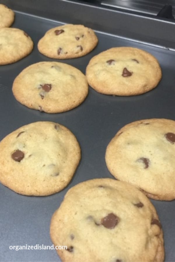 Cookies baking