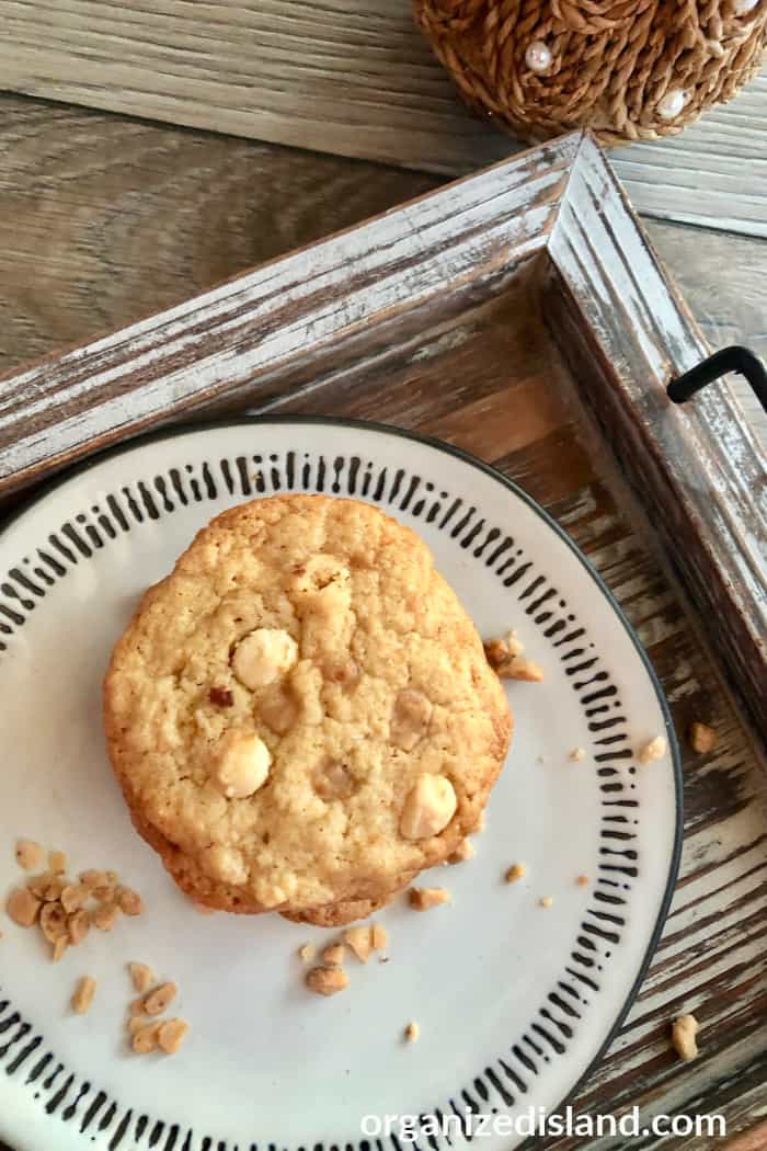 Toffee Cookies with Chocolate Chips