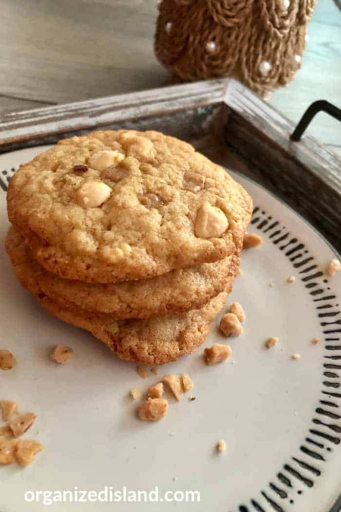 Toffee and Chocolate Chip Cookies