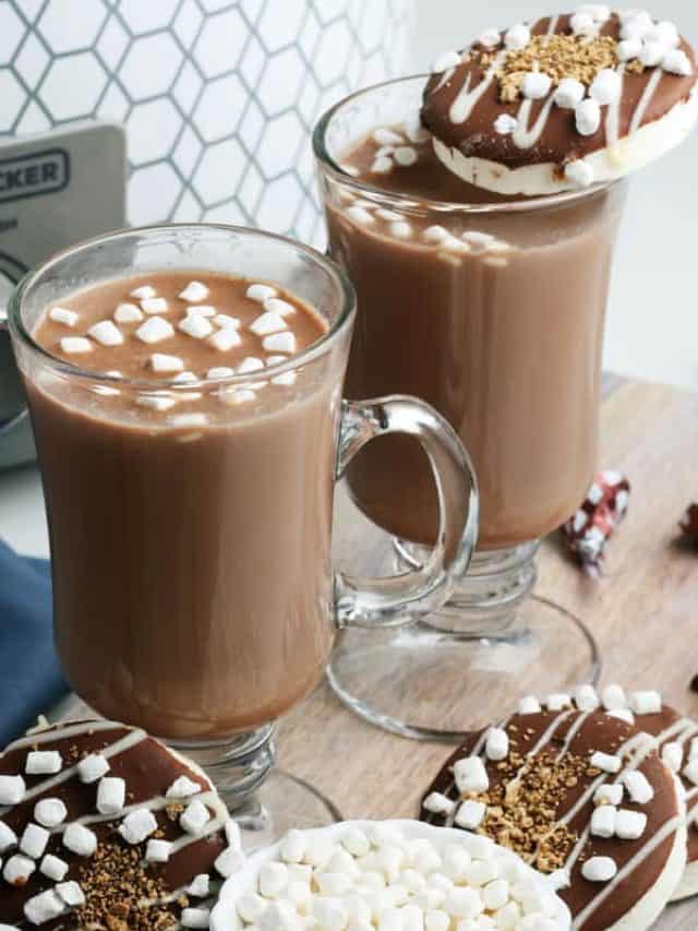 SLOW COOKER HOT CHOCOLATE STORY