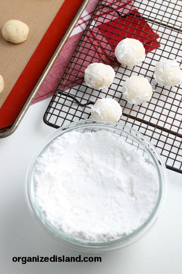 Snowball Cookies with powdered sugar