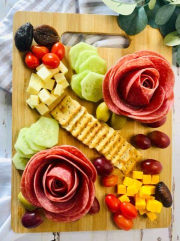 How to Make Charcuterie Roses fest