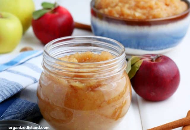 Homemade Brown Sugar Cinnamon Applesauce Recipe - Organized Island