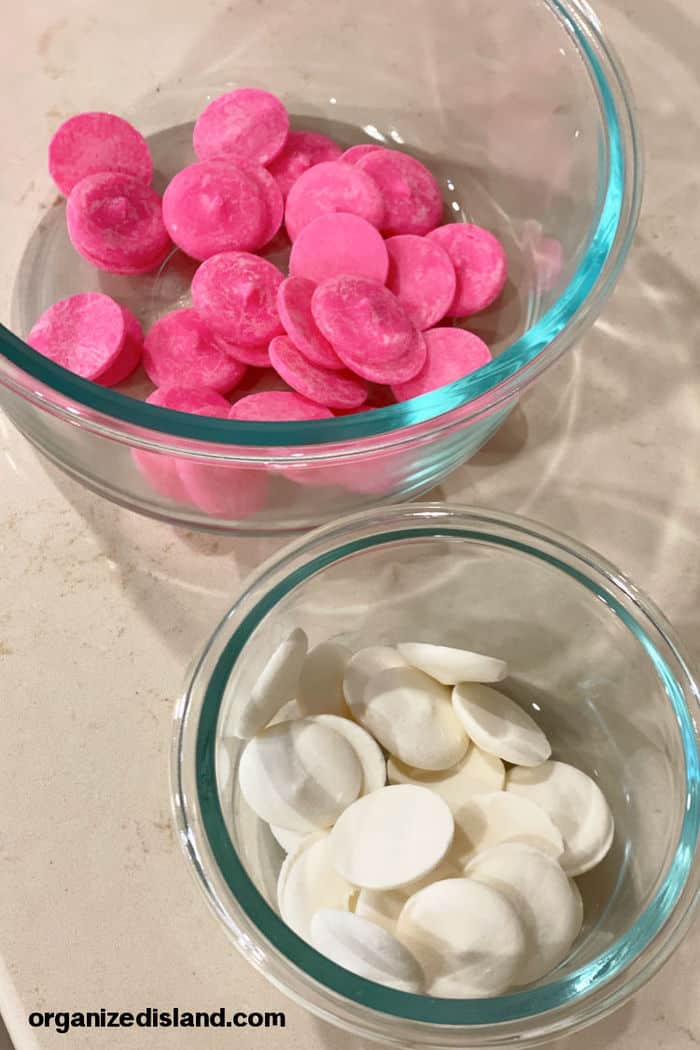 Making Valentines popcorn with candy melts