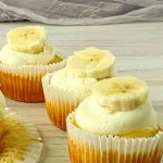 Easy Banana Cream Pie Cupcakes in wrappers