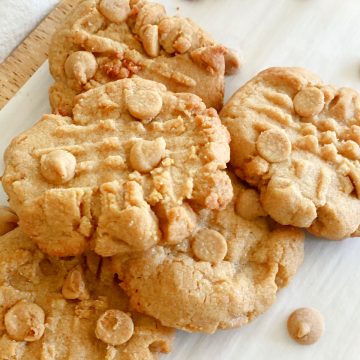 Old Fashioned Chewy Peanut Butter cookies.
