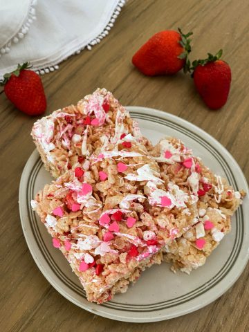Strawberry Rice Krispie Treatson plate.