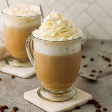 Easy Vanilla Latte in cups.