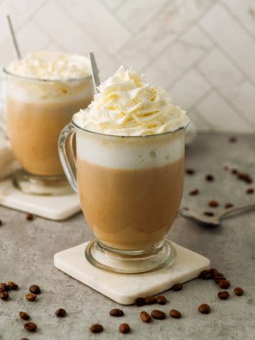 Easy Vanilla Latte in cups.