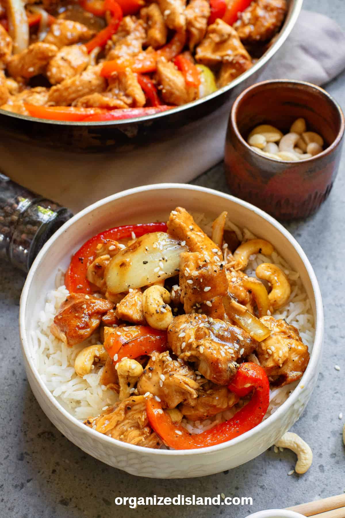 Easy Black Pepper Chicken in bowl and in skillet.