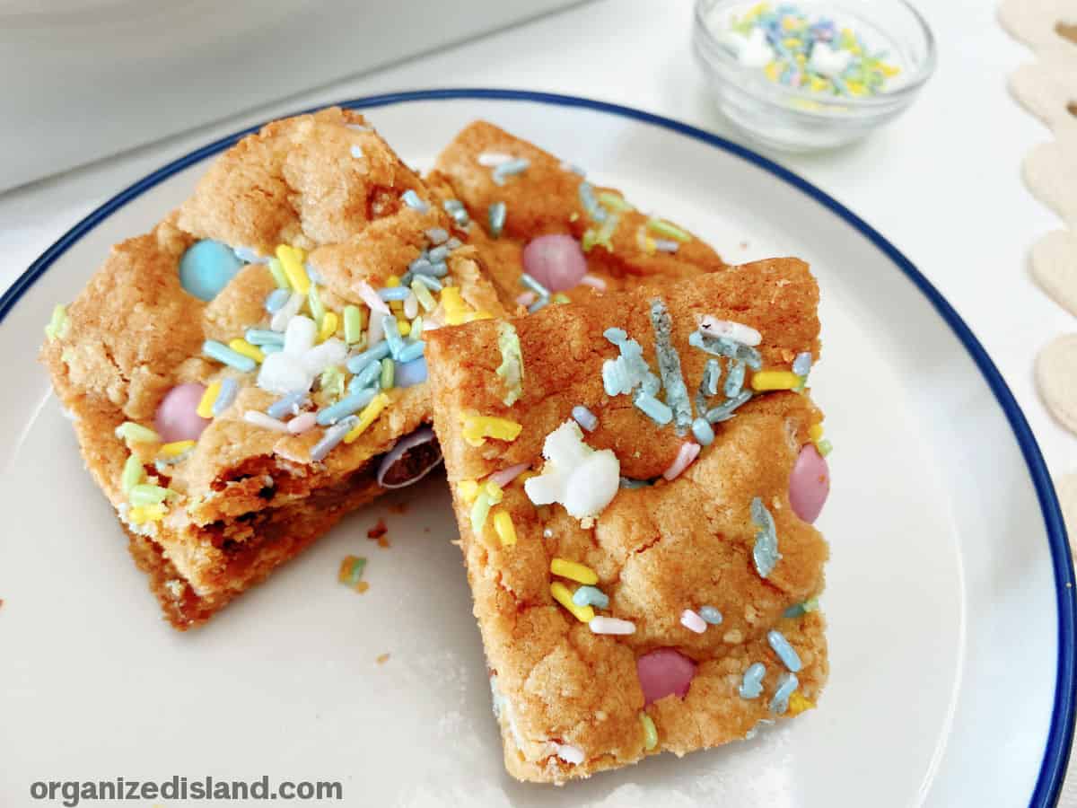 How to Make Easter Blondies - Step 1