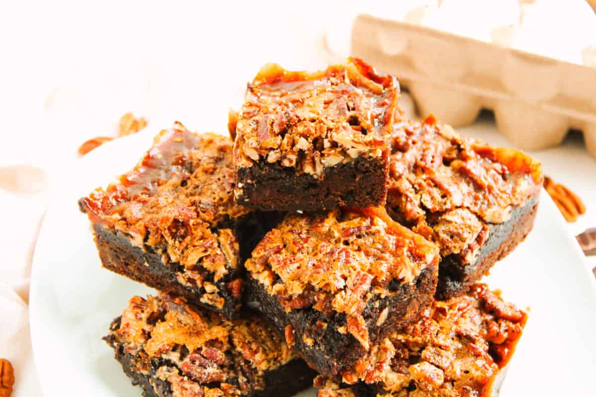 Easy Pecan Pie Brownies Recipe
