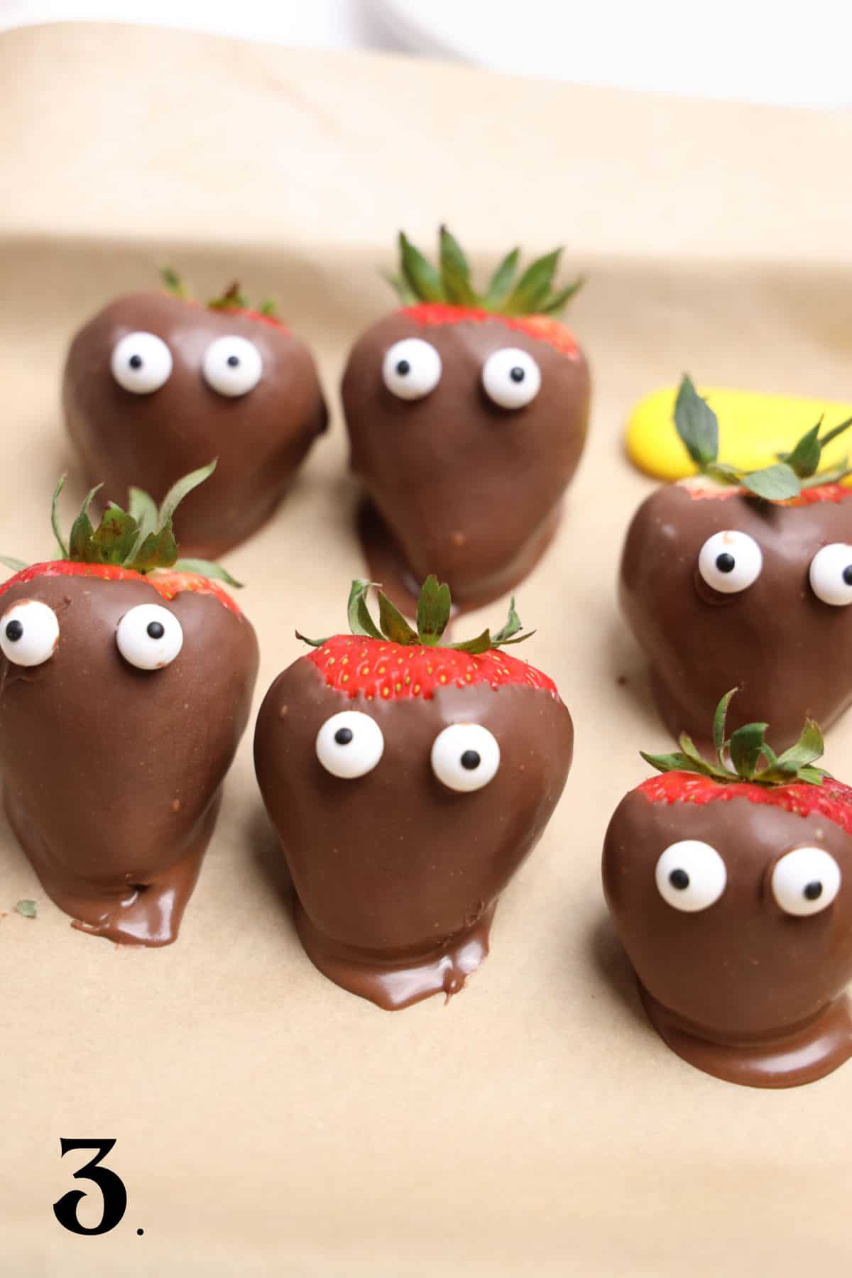How to Make Turkey Strawberries Step 3