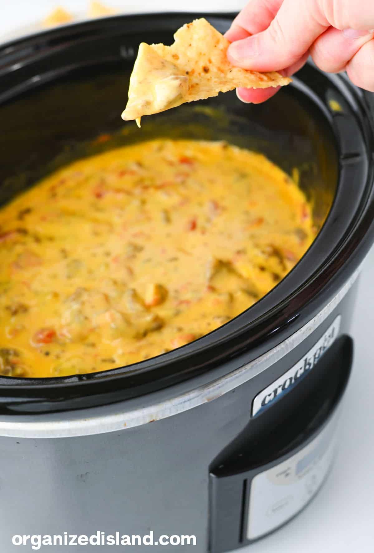 Easy Slow Cooker Rotel Dip