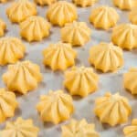 Easy Pumpkin Meringues