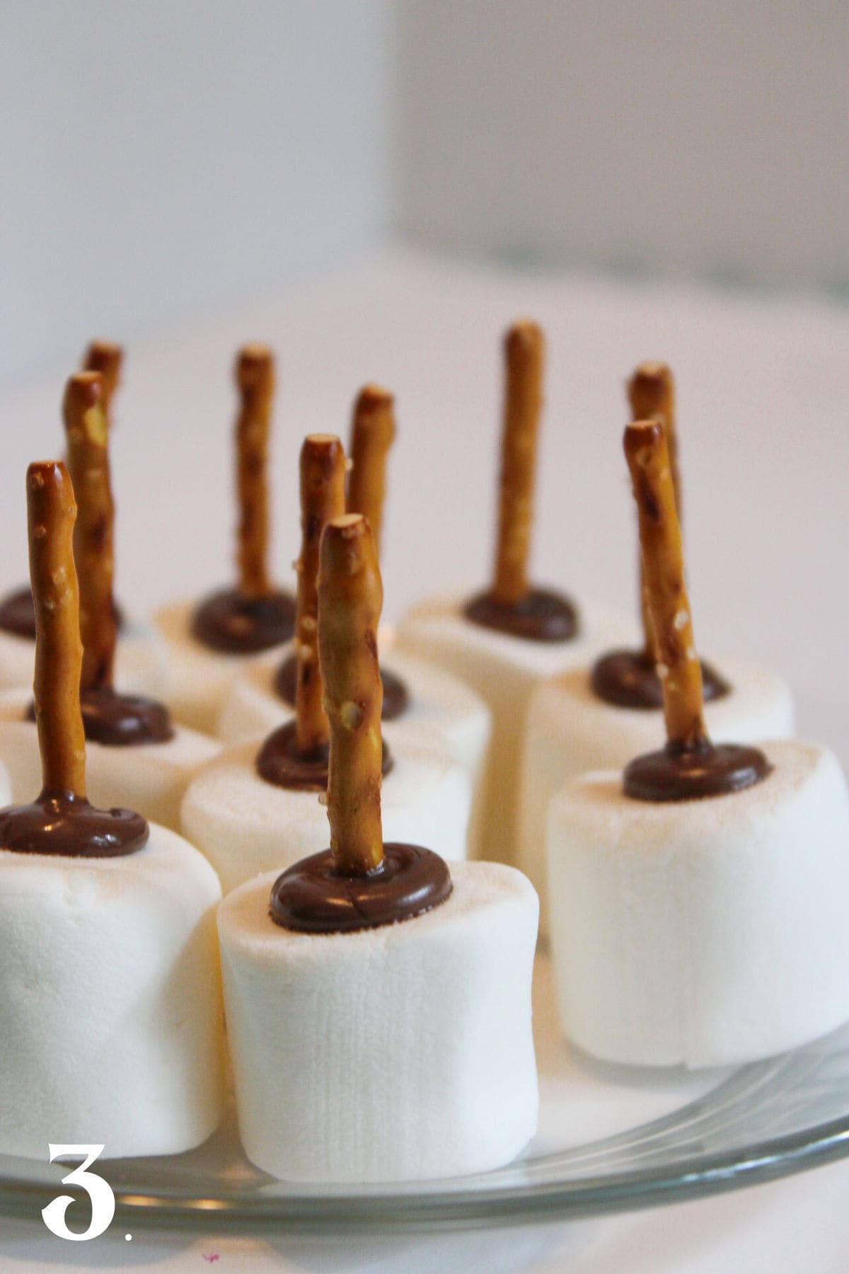 How to Make Pilgrim Hat Cookies Step 3