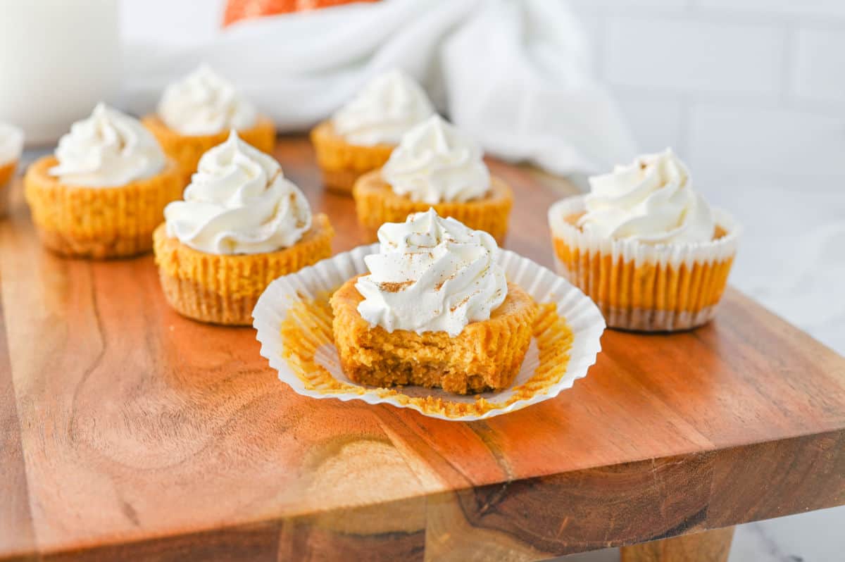 Mini Pumpkin Cheesecakes (1)