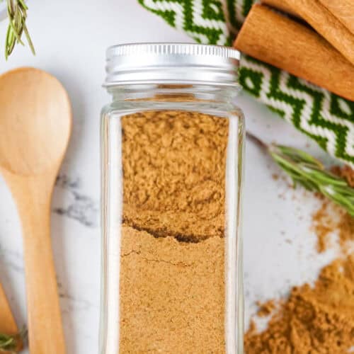 Mixed spice for gingerbread