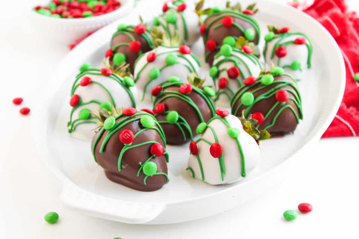 Best Christmas Chocolate Covered Strawberries