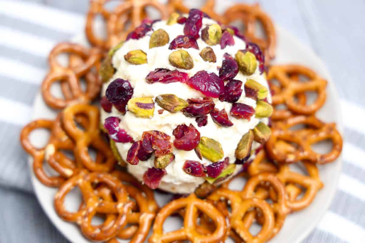 Best Cranberry Cheese Ball