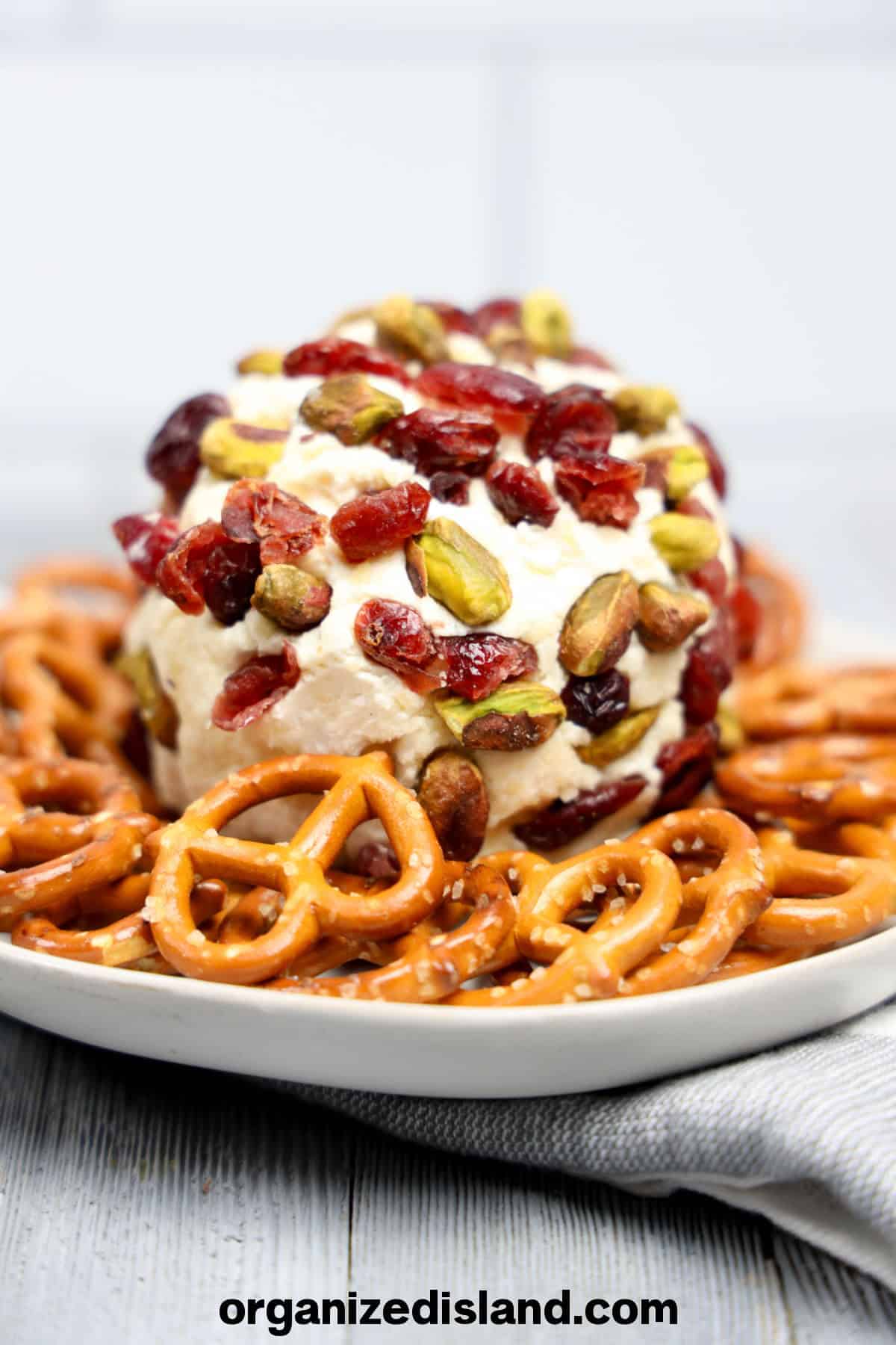 Cranberry Pistachio Cheese Ball Recipe