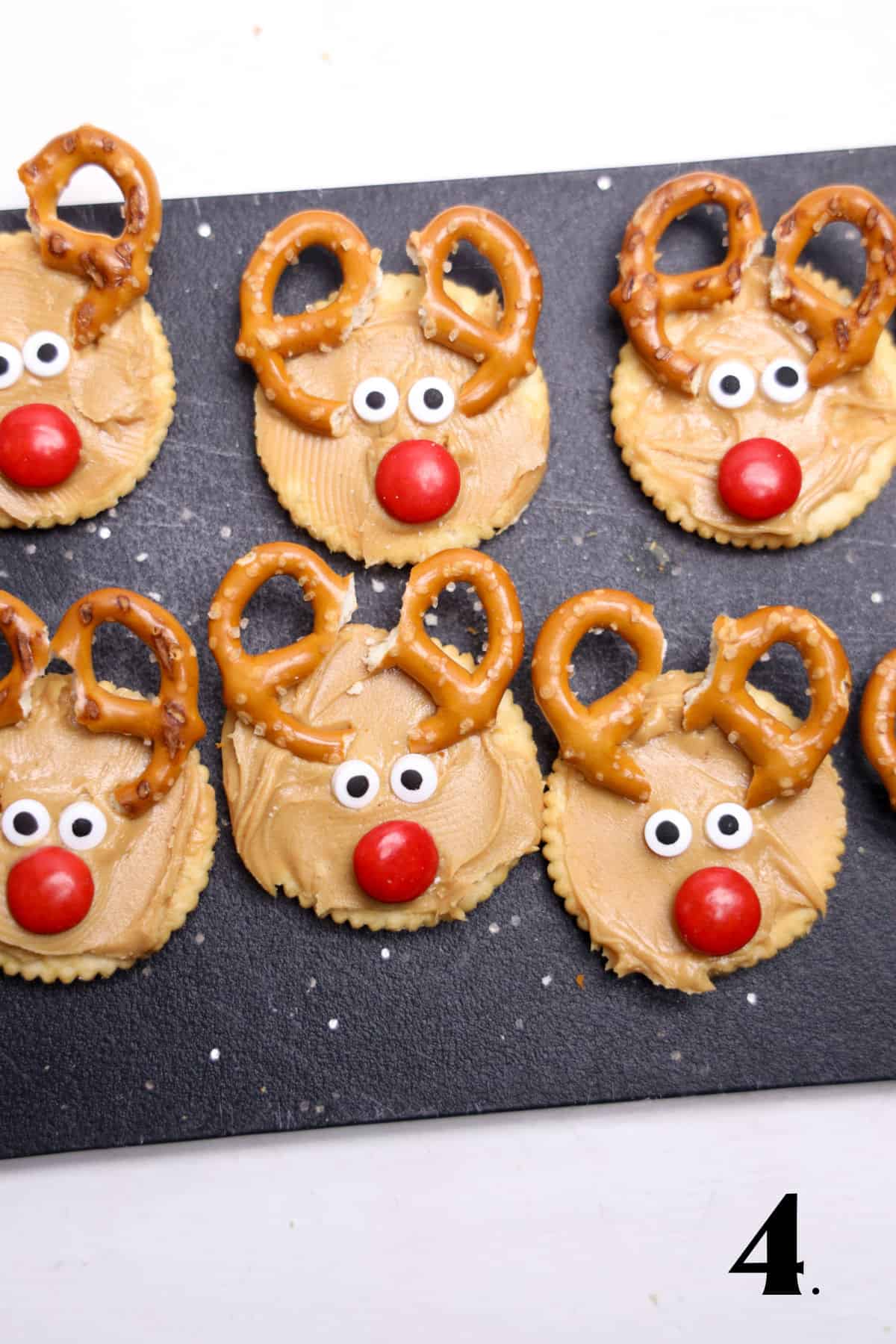 How to MAke Reindeer Christmas Crackers Step 4