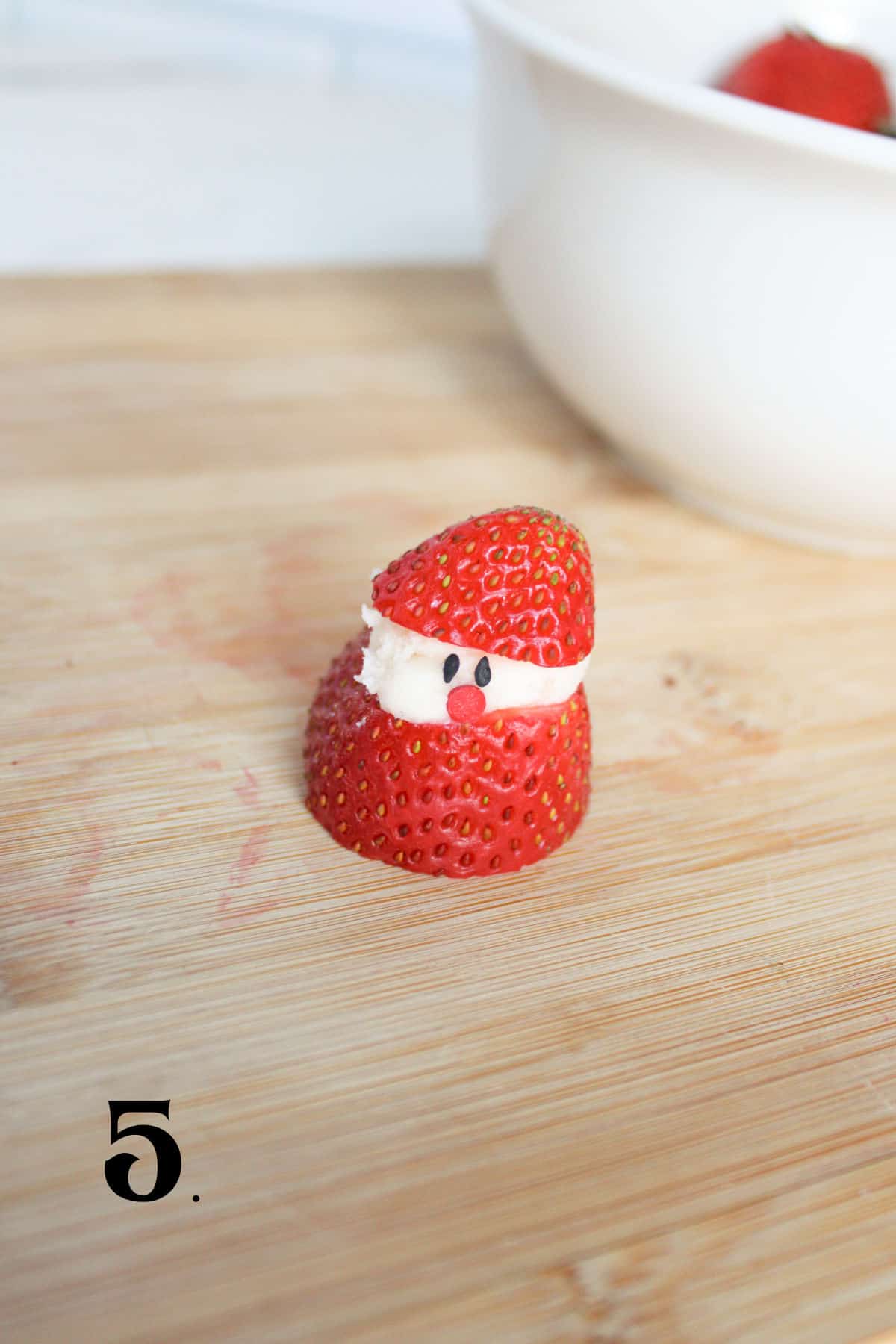 How to MAke Santa Strawberries Step 5