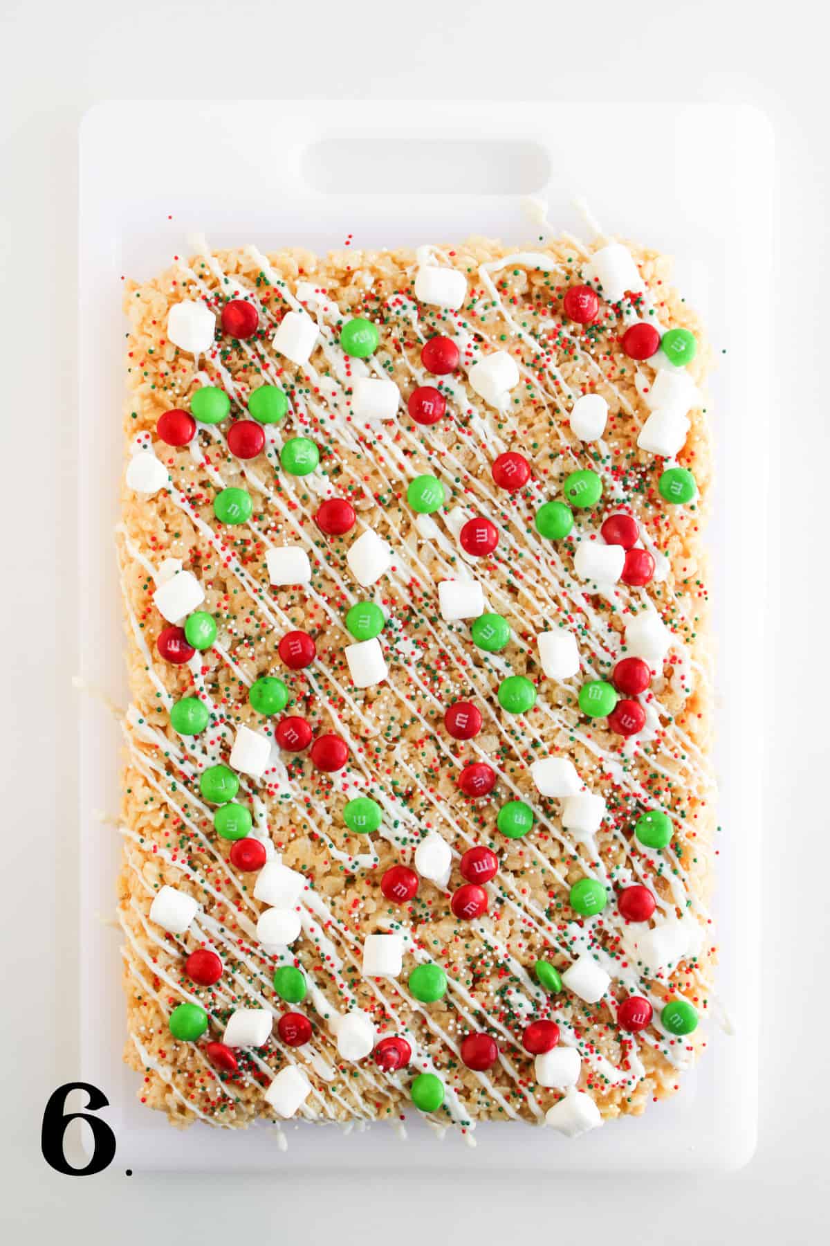 How to Make Christmas Rice Krispie Treats Step 5