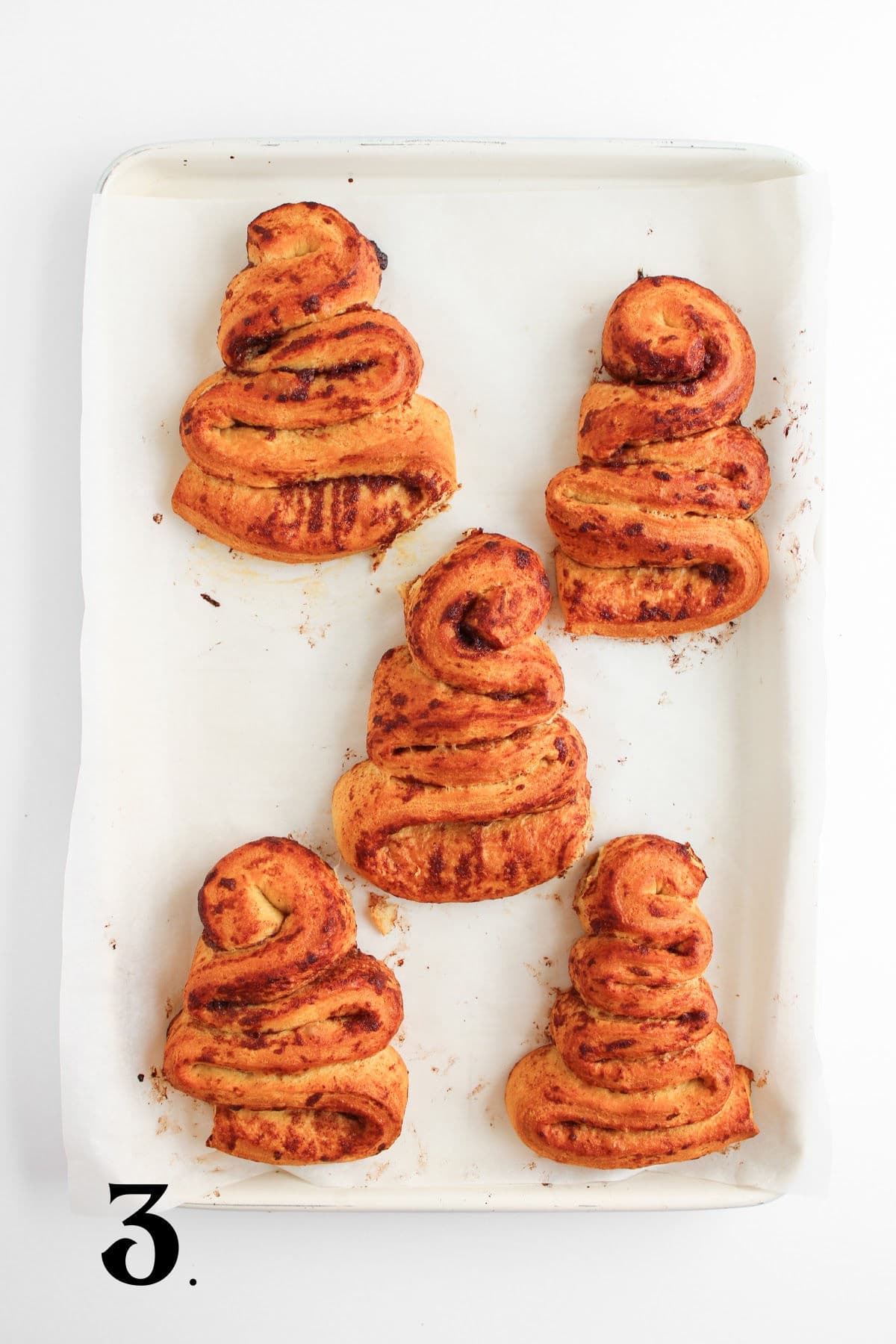 How to Make Christmas Tree Cinnamon Rolls Step 3