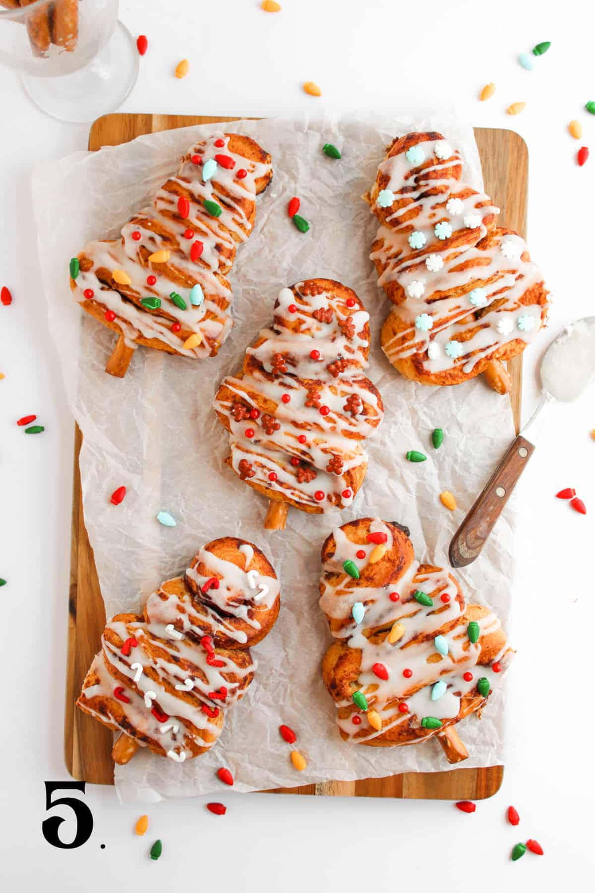 How to Make Christmas Tree Cinnamon Rolls Step 5