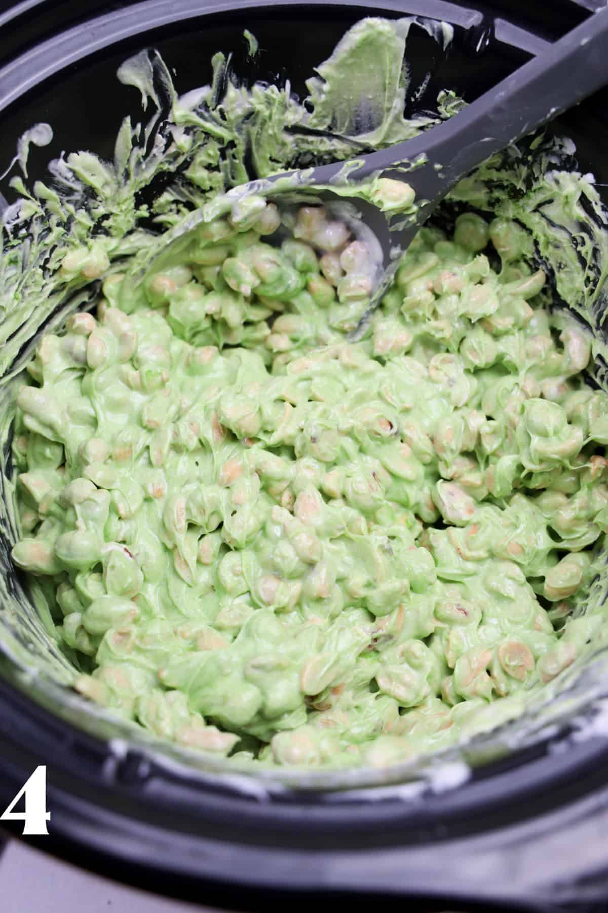 How to Make Grinch Peanut Clusters Step 3