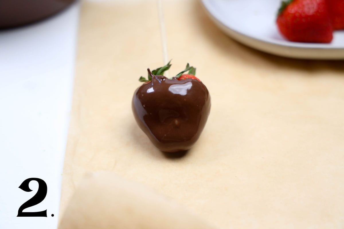 How to Make Reindeer Strawberries Step 2