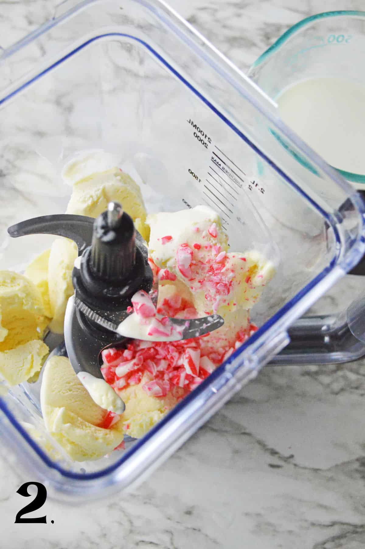 How to Make a Peppermint Cocktail Shake Step 2
