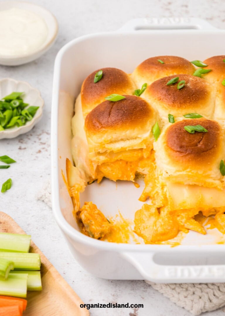 Easy Buffalo Chicken Dip Sliders
