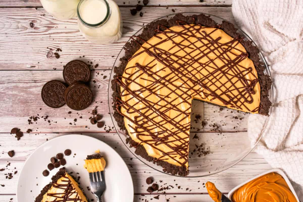 est Chocolate Peanut Butter Pie