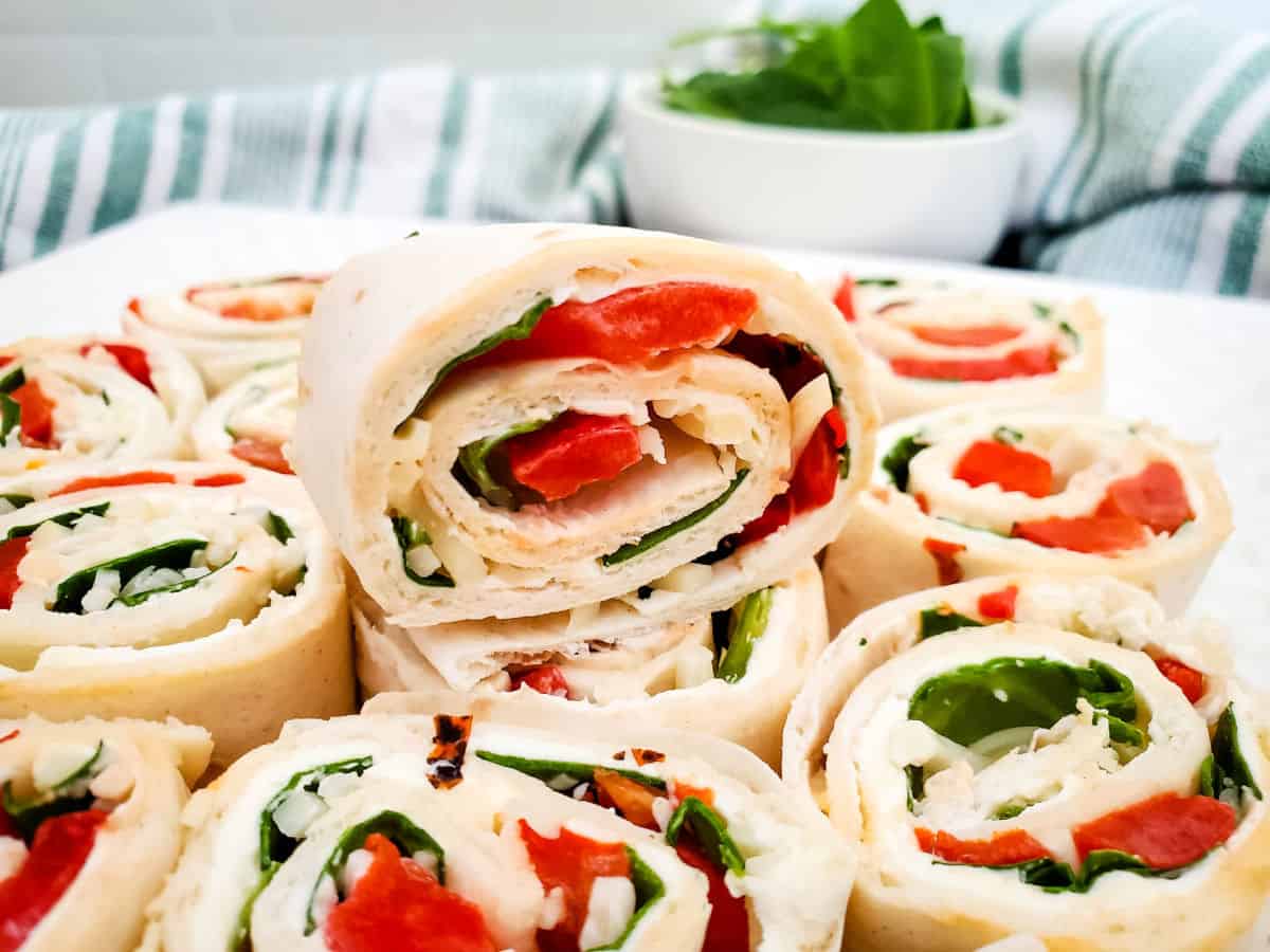 Best Roasted Red Pepper Spinach Pinwheels