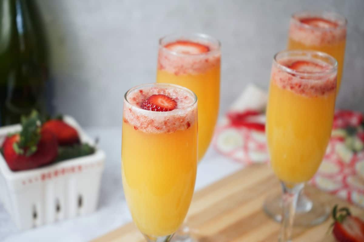 Best Strawberry Mimosa