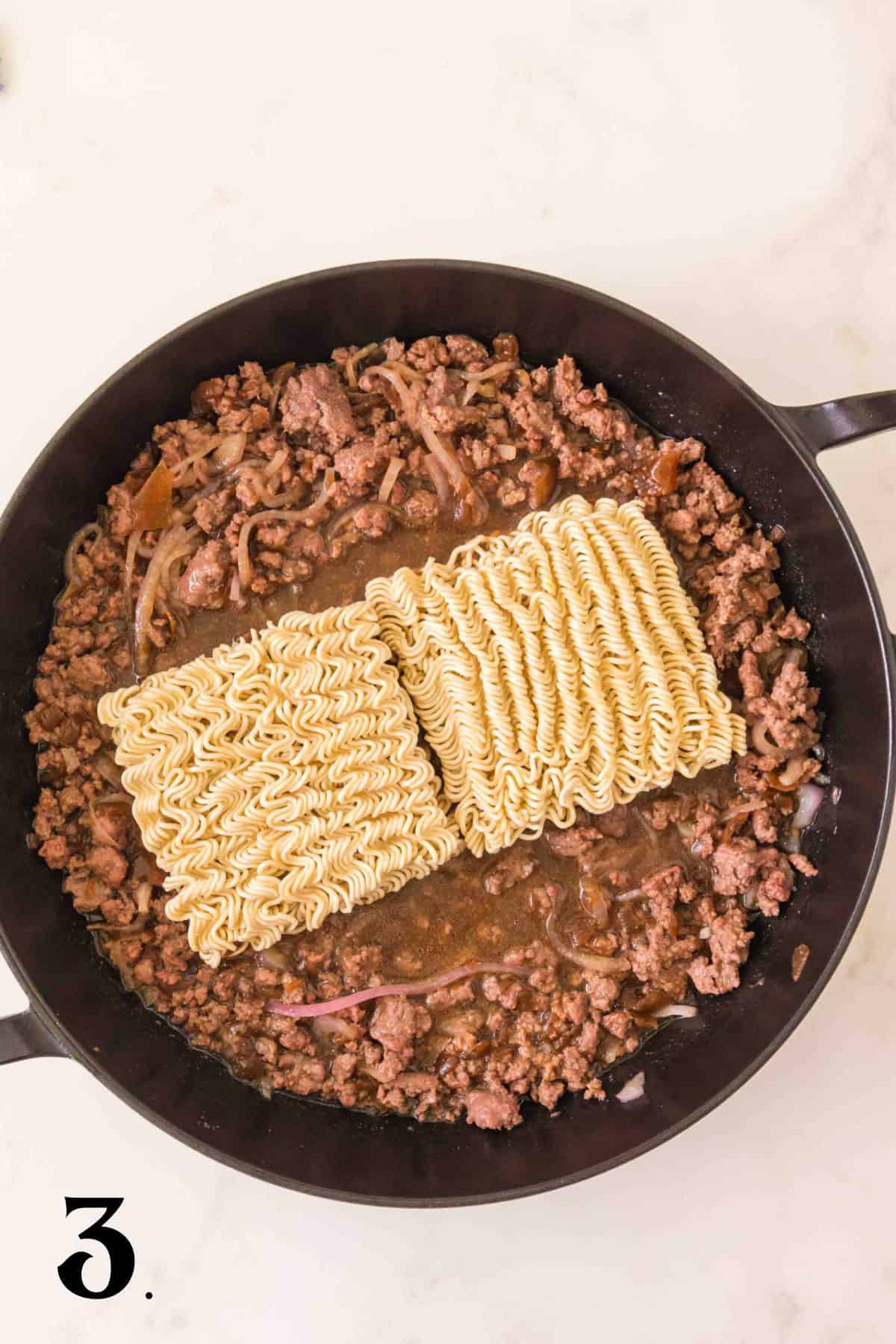 How to Make Beef Ramen Noodles Step 3