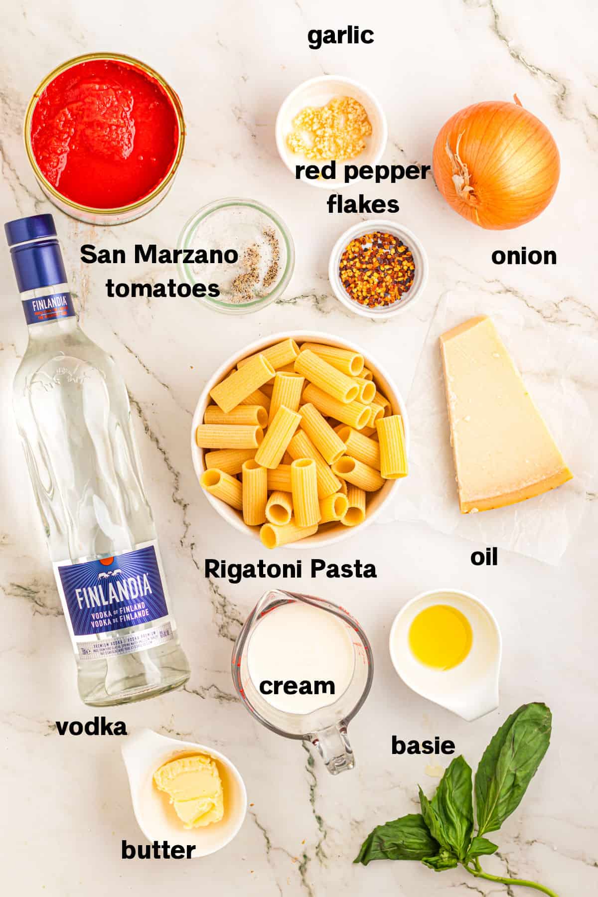 Pasta alla Vodka.Ingredients