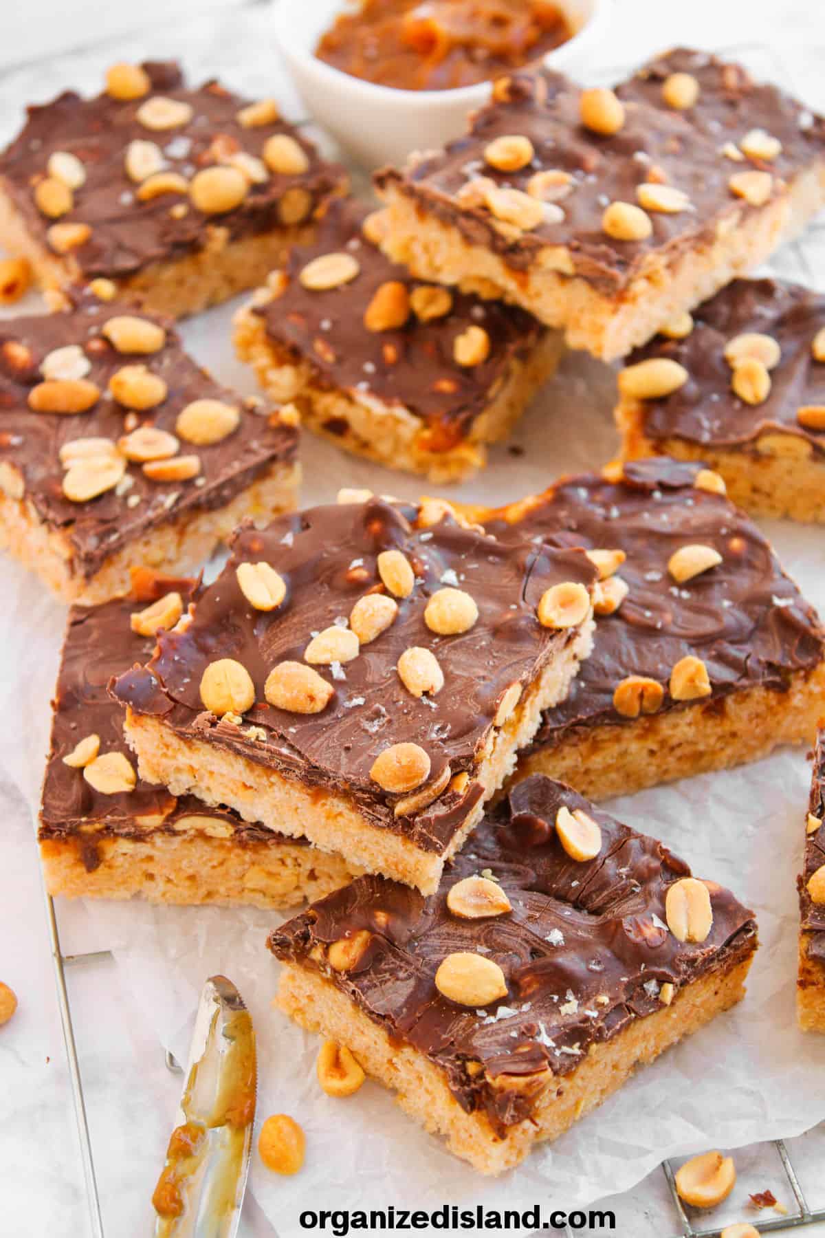 Easy Snickers Rice Krispie Treats