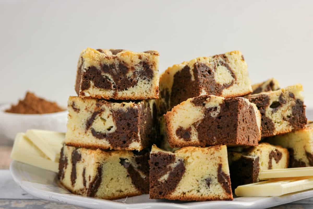 Best Easy Chocolate and White Chocolate Brownie Recipe