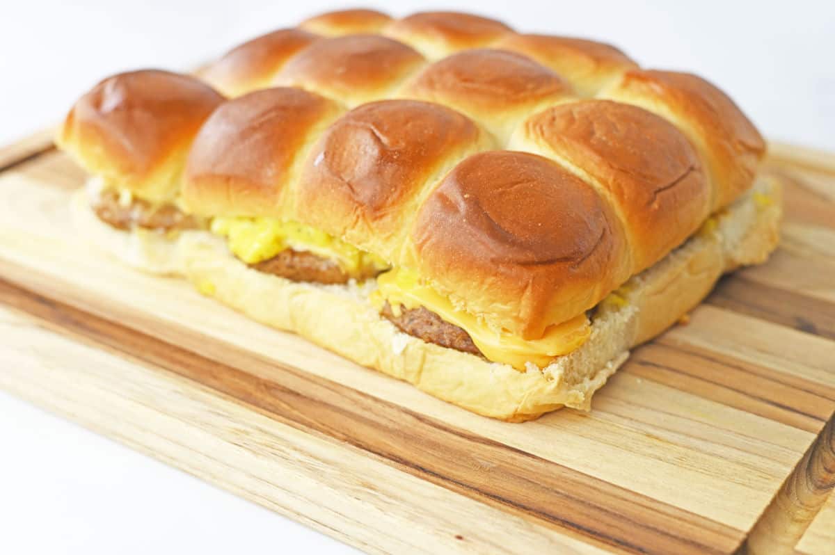 Hawaiian Roll Breakfast Sliders Easy